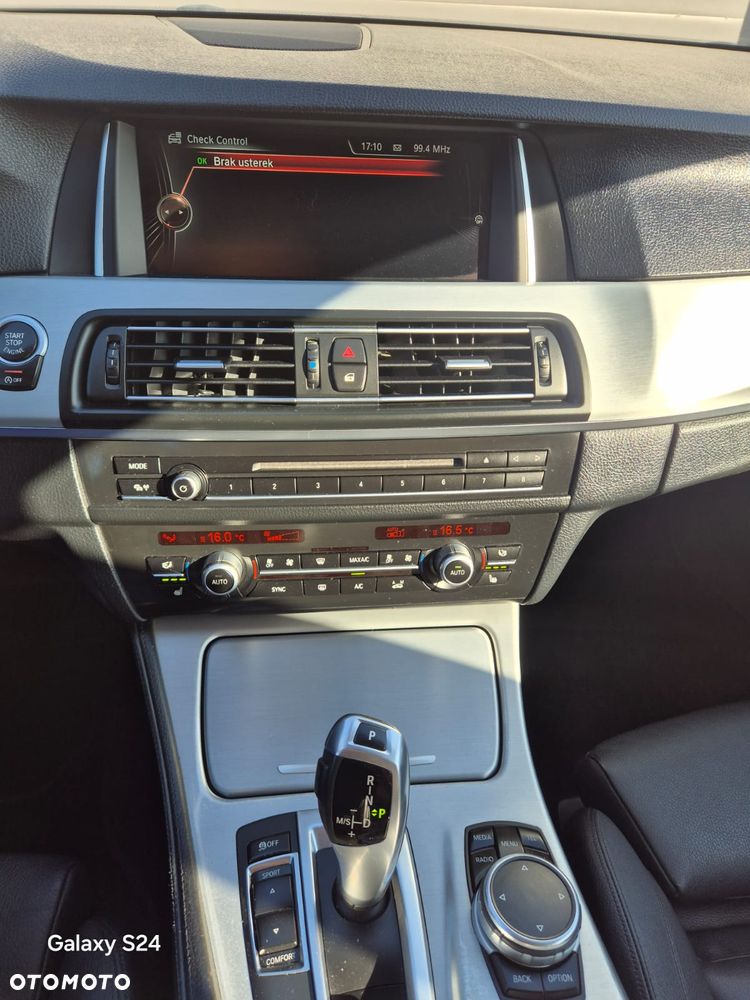 BMW Seria 5 525d xDrive Modern Line - 10