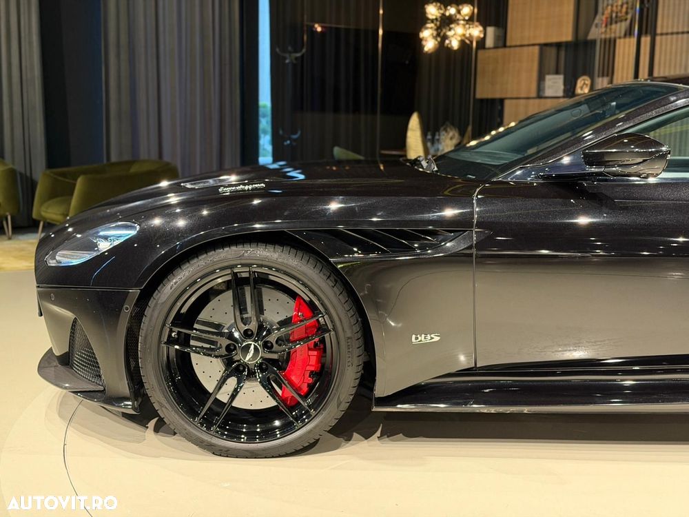 Aston Martin DBS - 20