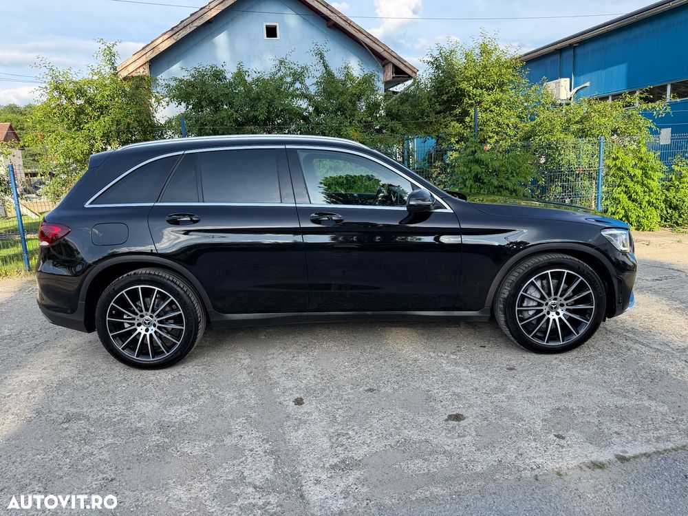 Mercedes-Benz GLC - 15