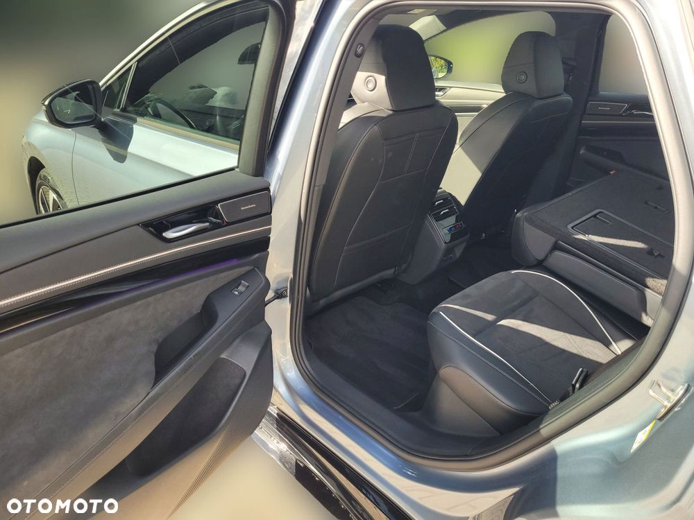 Volkswagen ID.7 Tourer - 8