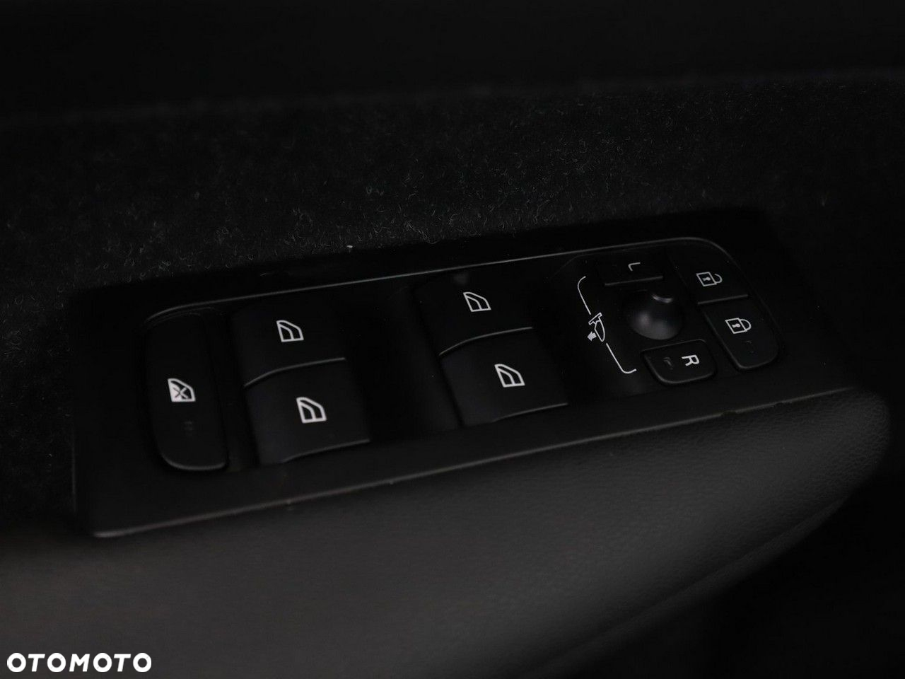 Volvo XC 40 T2 Momentum Core - 35