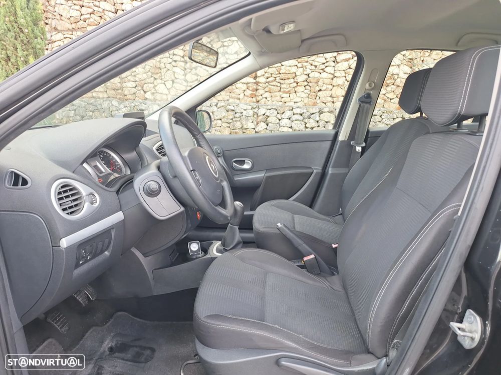 Renault Clio 1.5 dCi Dynamique 98g - 12