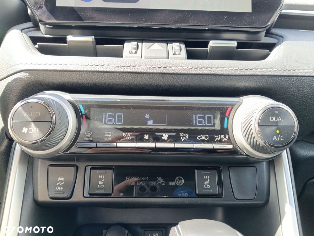 Toyota RAV4 - 23