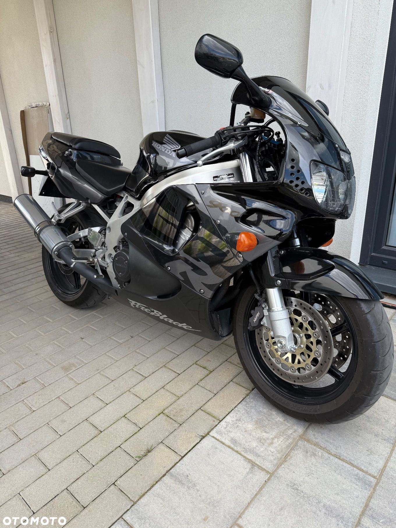 Honda CBR - 1
