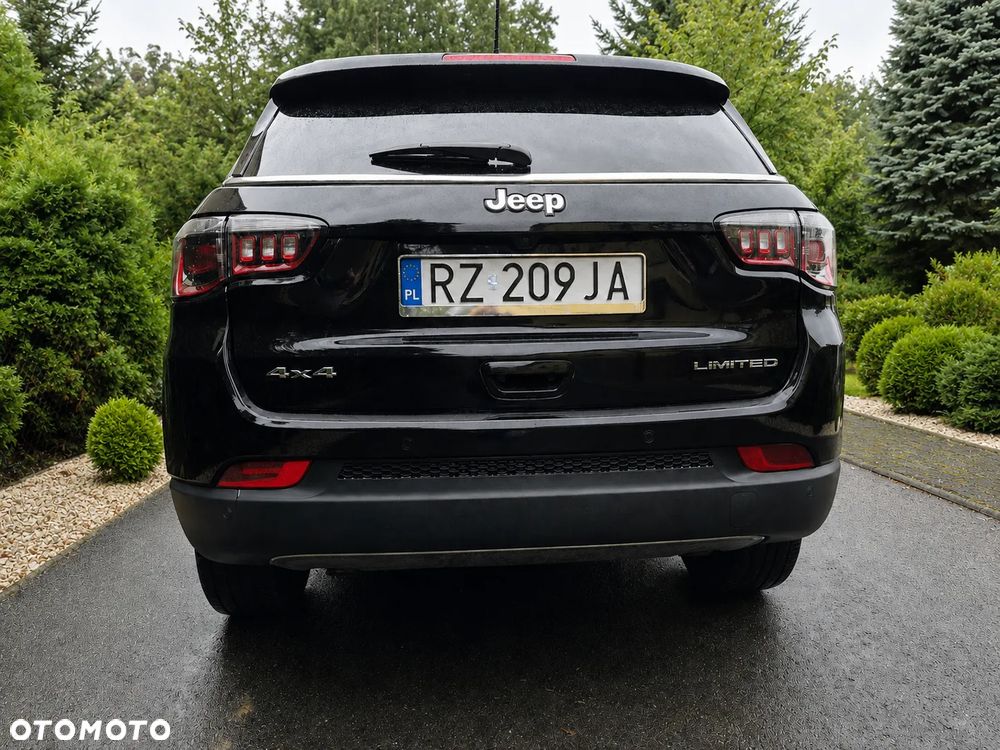 Jeep Compass - 8