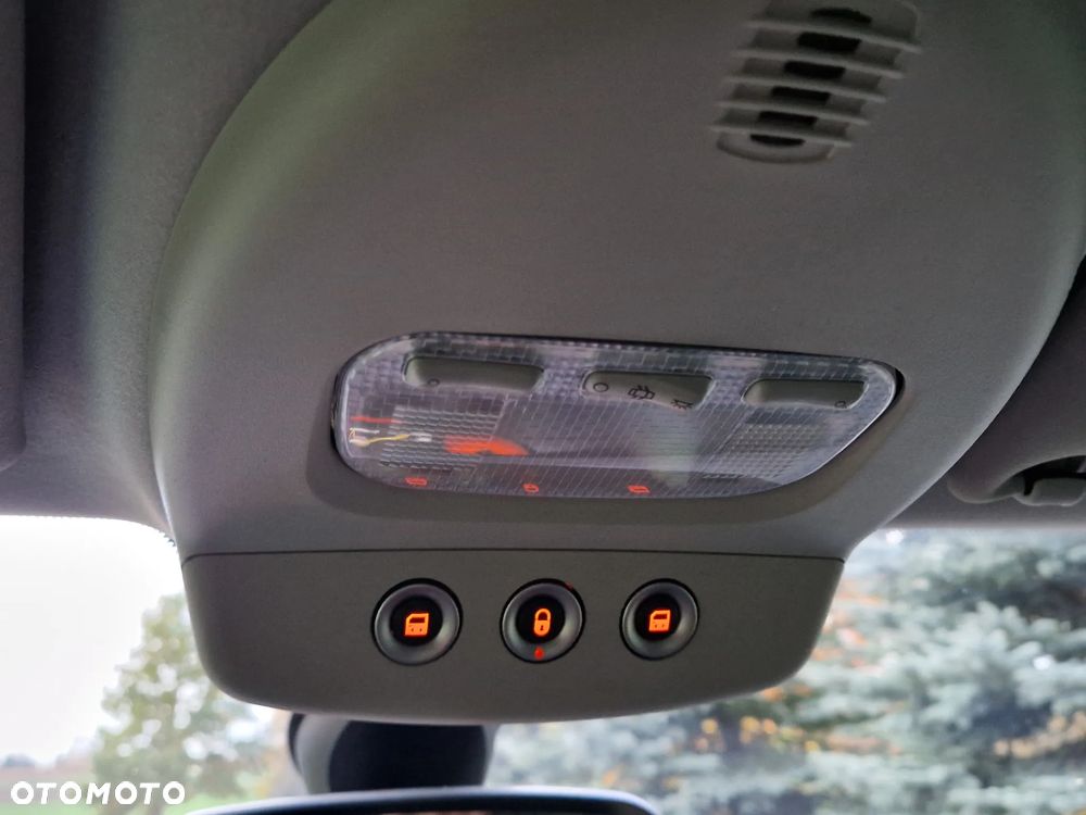 Citroën C8 HDi 165 Exclusive - 37