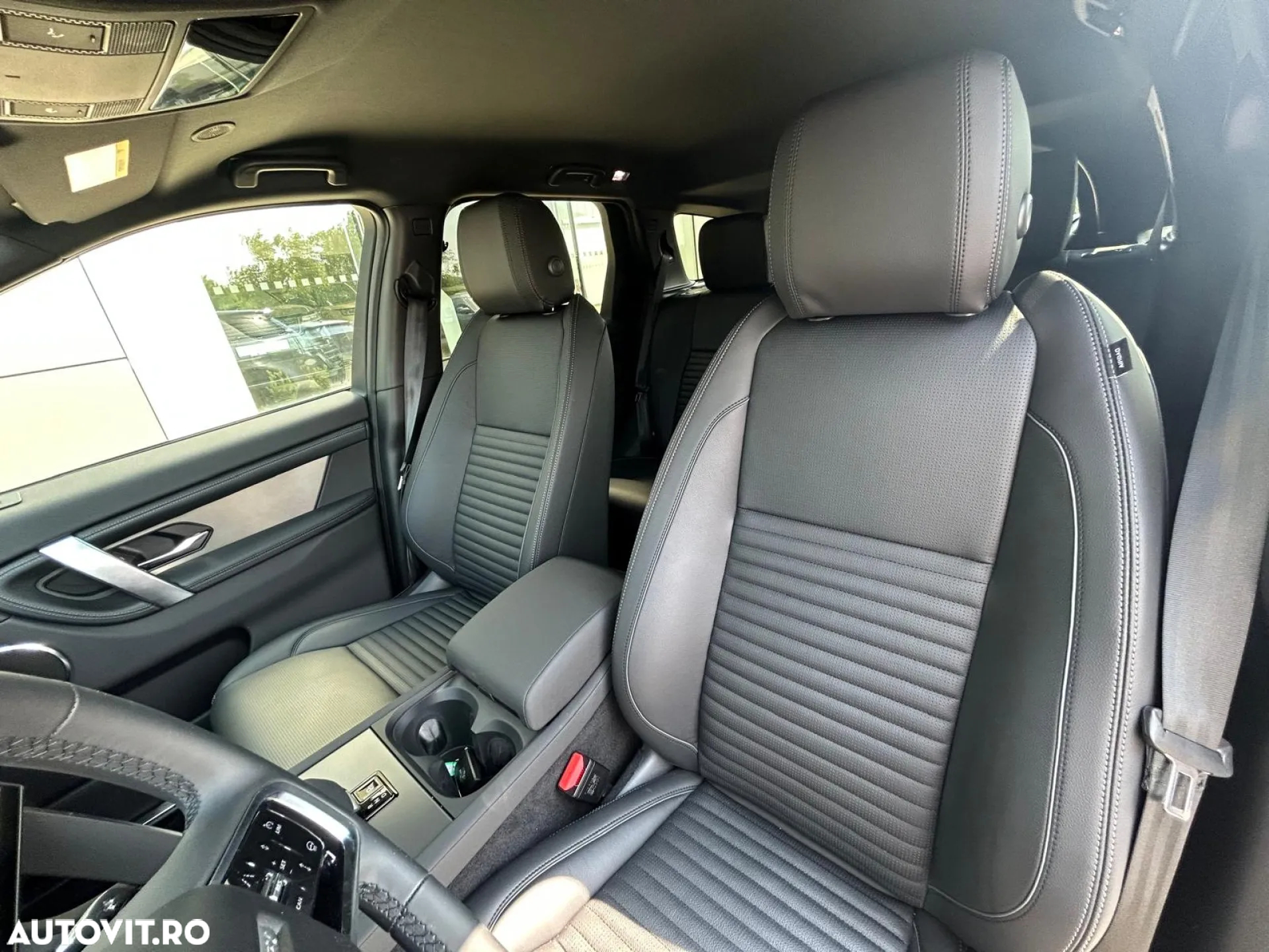 Land Rover Discovery Sport 2.0 D200 R-Dynamic MHEV SE - 5