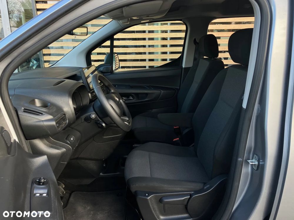 Toyota Proace City Verso 1.5 D-4D L1 Combi - 37