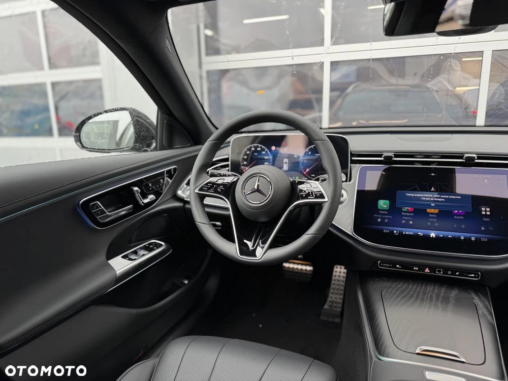 Mercedes-Benz Klasa E 220 d 4Matic 9G-TRONIC - 14