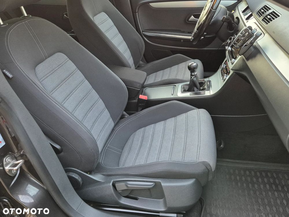 Volkswagen CC ver-2-0-blue-tdi-scr - 11
