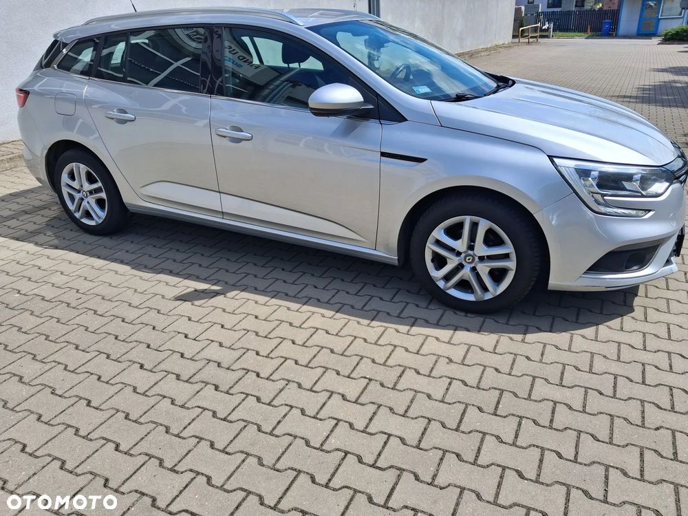 Renault Megane 1.6 SCe Limited - 4