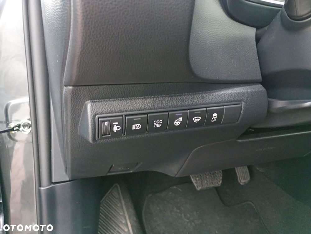 Toyota Corolla 1.8 Hybrid GR Sport - 24