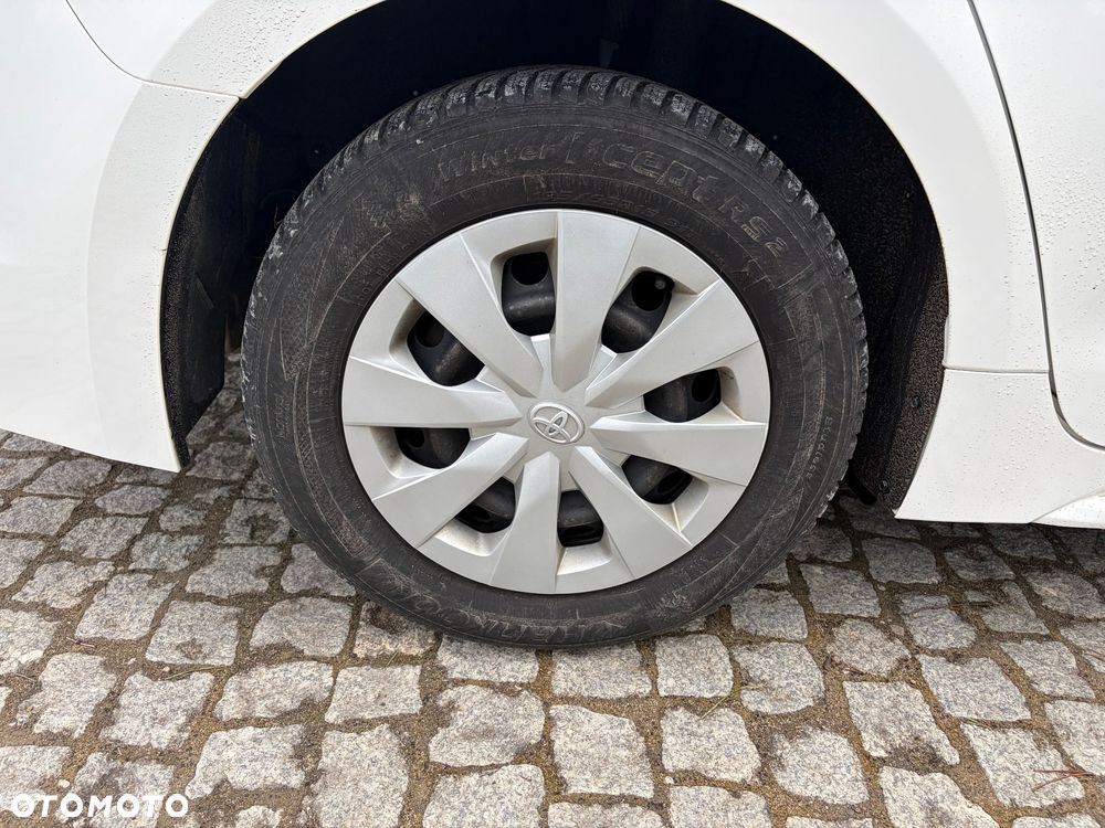 Toyota Corolla - 8