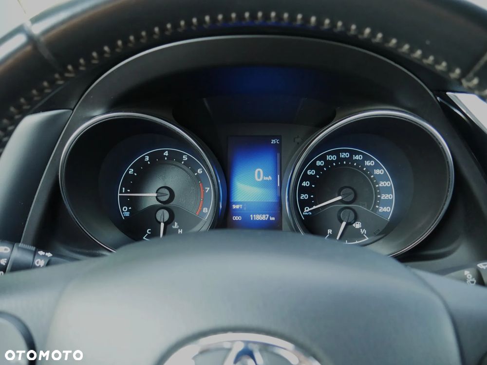 Toyota Auris 1.6 Premium - 15