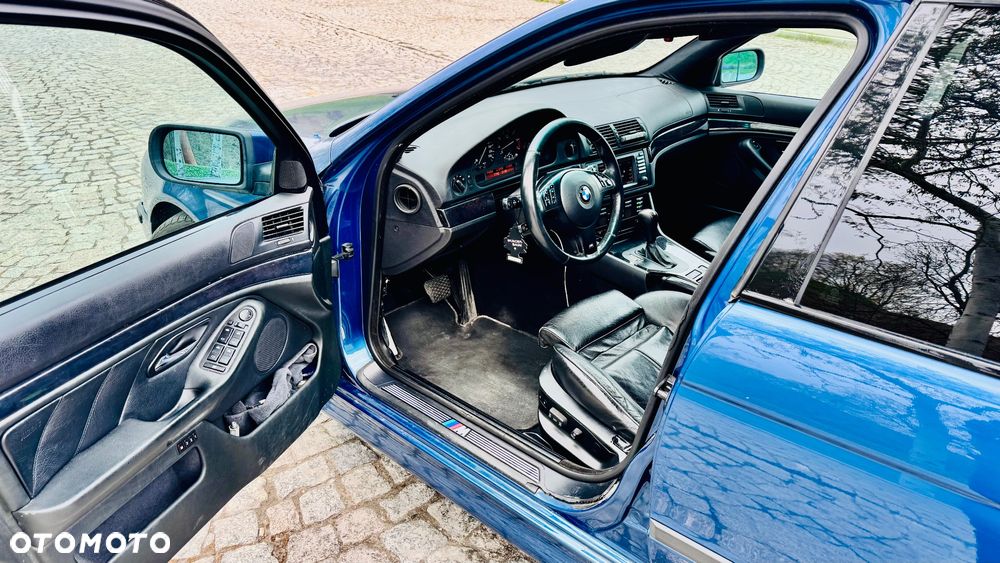 BMW Seria 5 - 10
