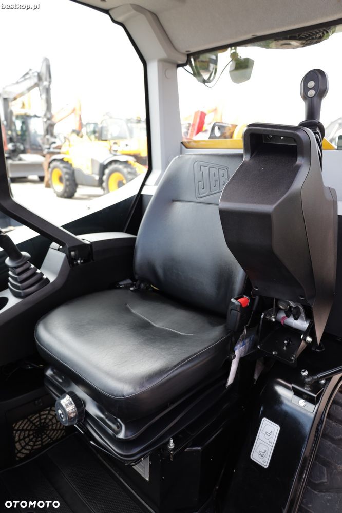 JCB 155 Miniładowarka Skid steer - 21