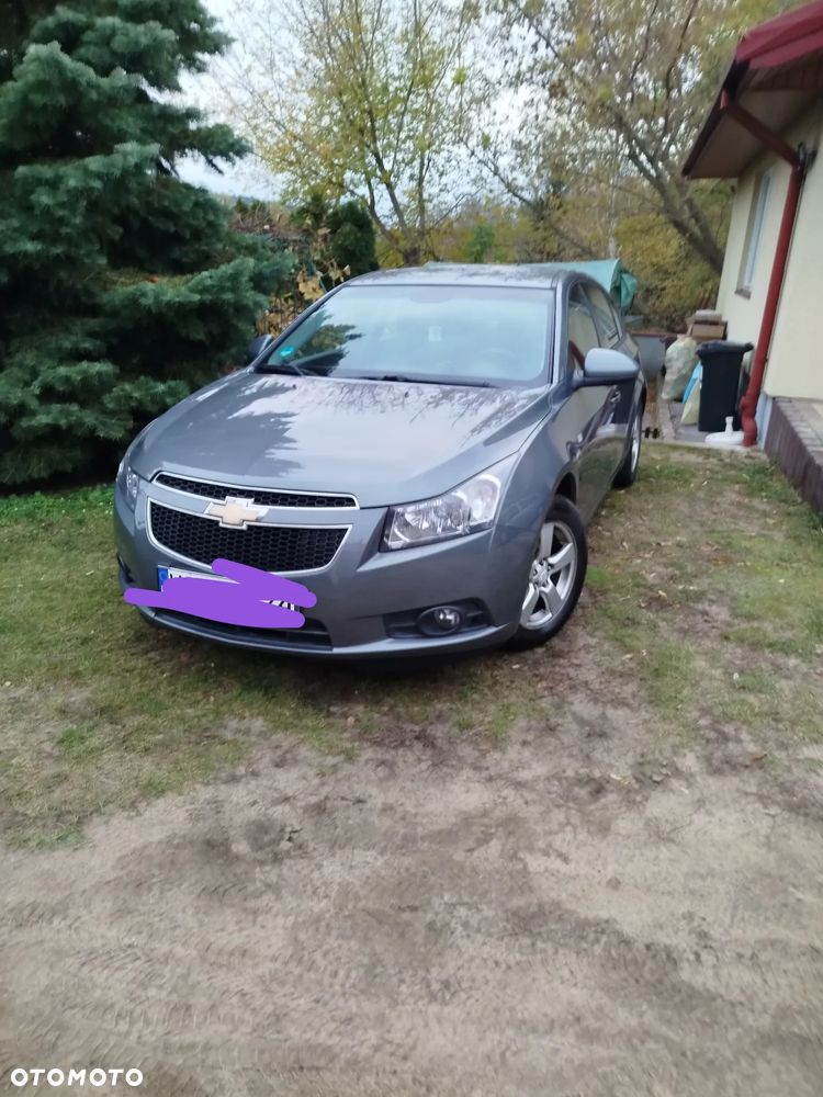 Chevrolet Cruze 2012 photo 3