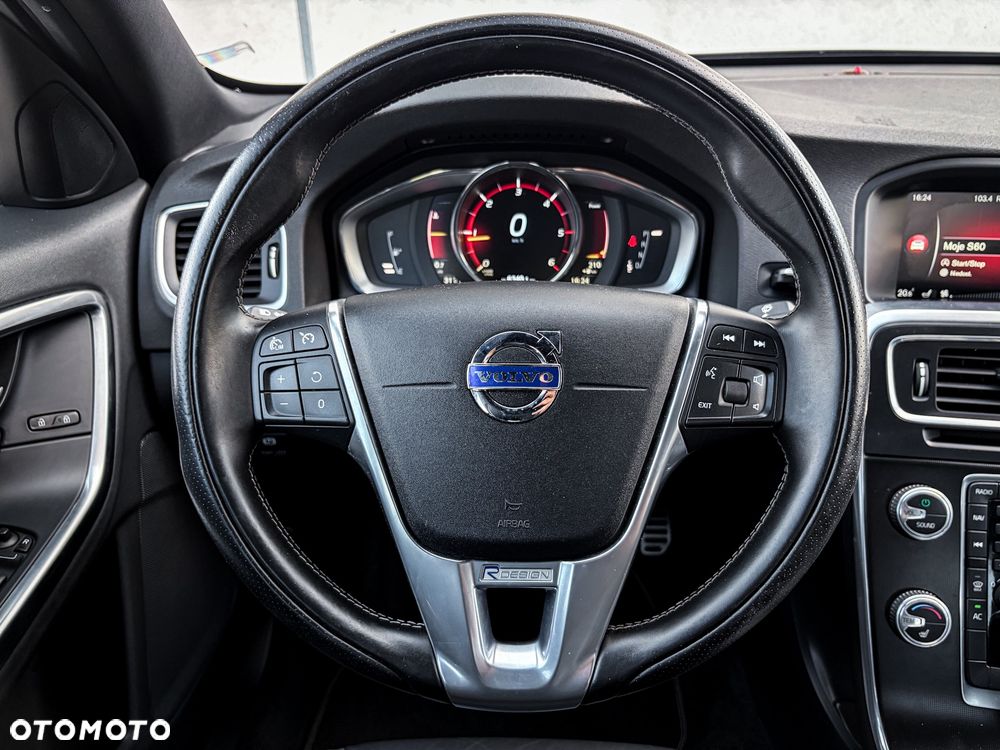 Volvo S60 D4 Geartronic Momentum - 26