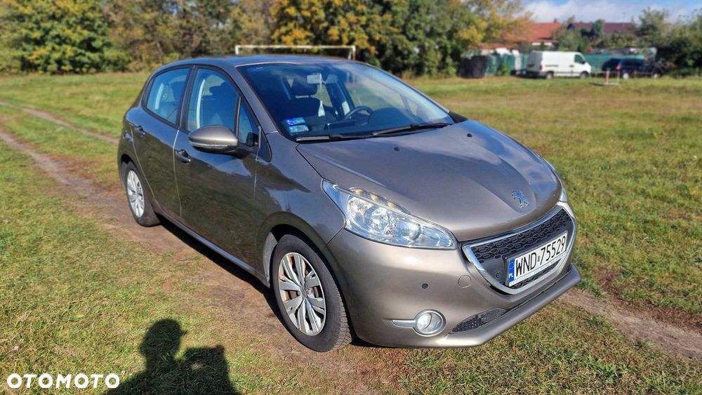 Peugeot 208 - 9