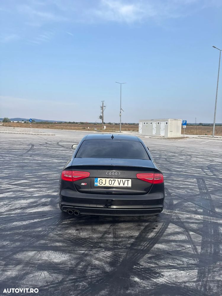 Audi A4 Limuzina - 3