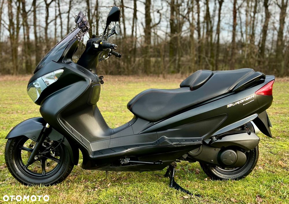 Suzuki Burgman - 5