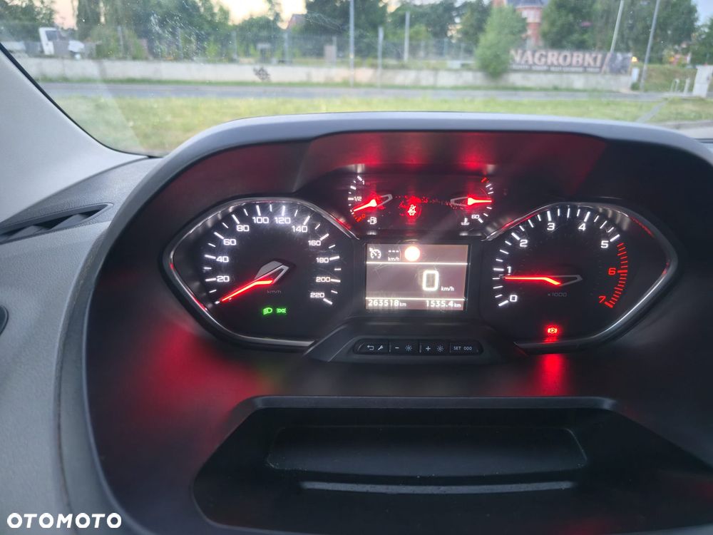Peugeot Rifter 1.5 BlueHDI Active - 20