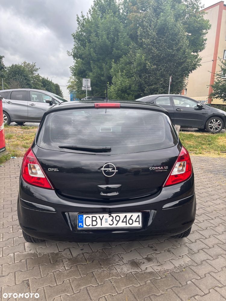 Opel Corsa 1.2 16V Essentia - 5