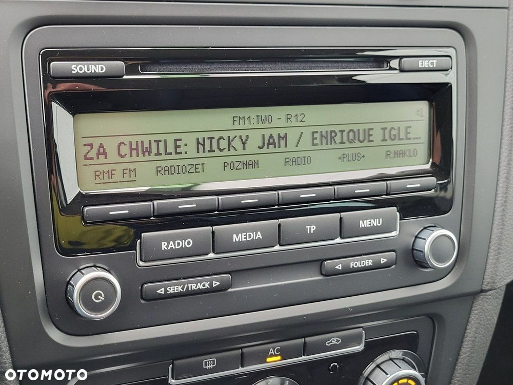 Volkswagen Golf - 29