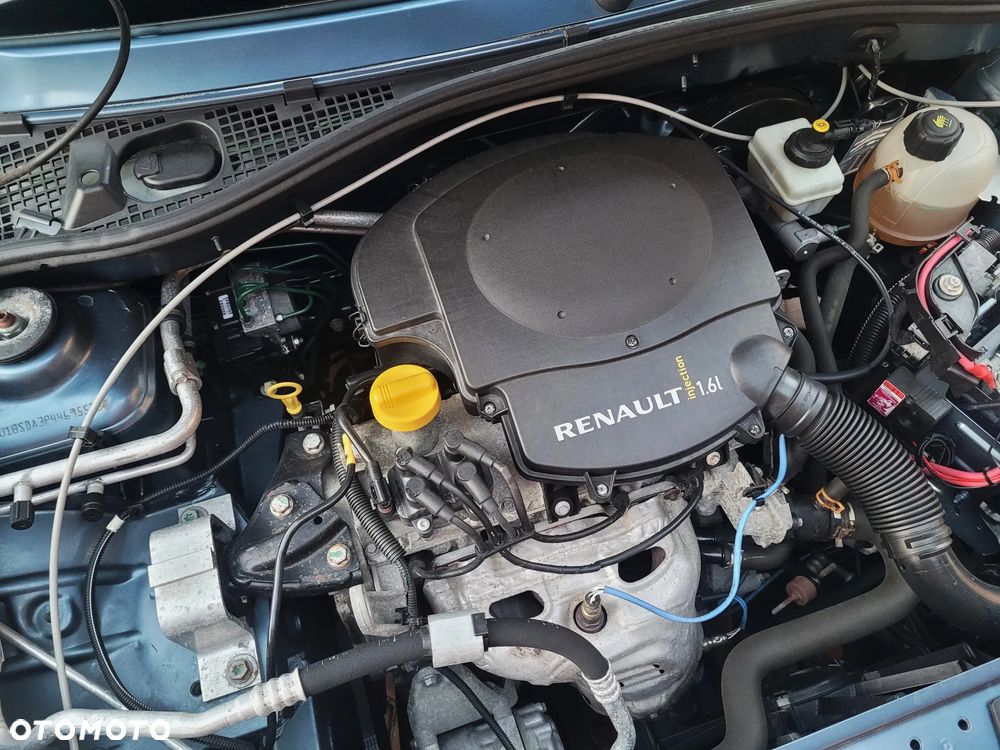 Dacia Sandero 1.6 MPI Laureate - 25