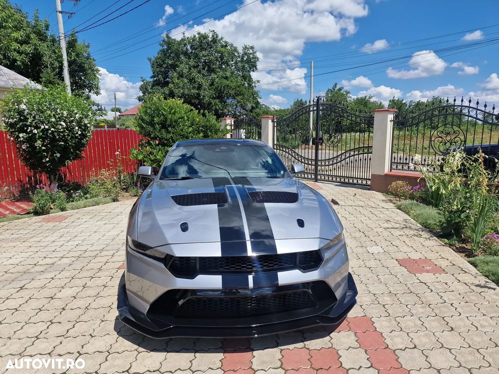 Ford Mustang - 2