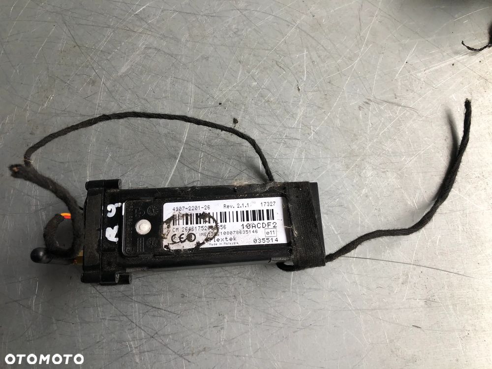 R9. Antena GPS 4907-2201-26 Audi A8 D4 Mercedes CLS - Wysyłka - 1