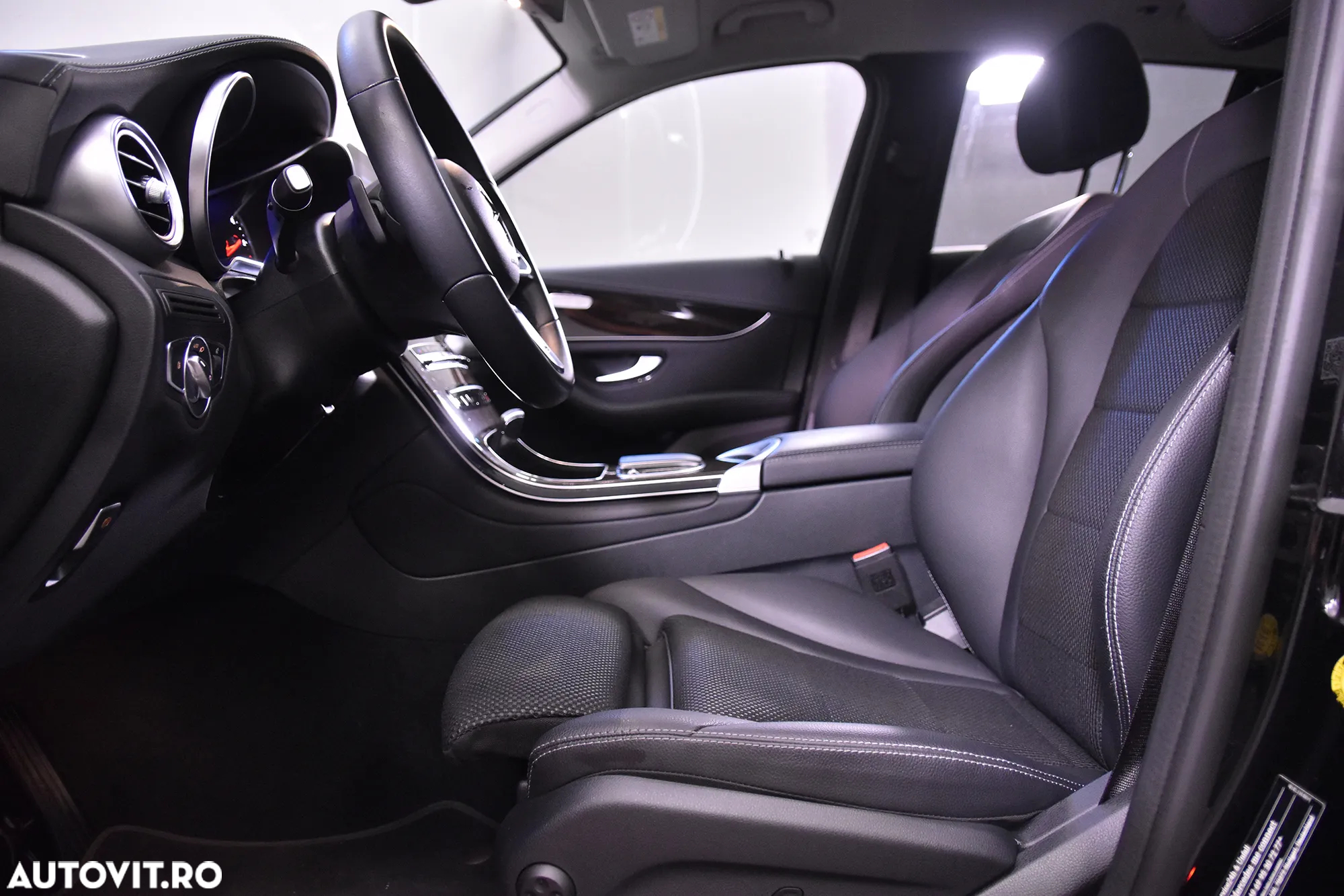 Mercedes-Benz GLC 220 d 4MATIC - 22