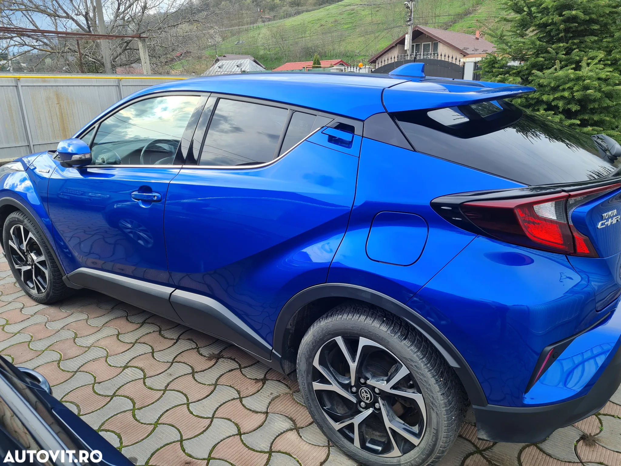 Toyota C-HR 1.8 HSD 122 CP 4x2 CVT C-ult Style - 3