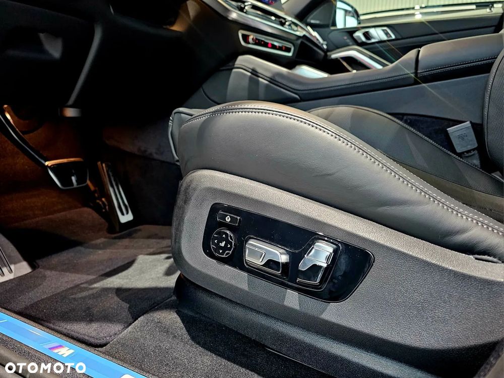 BMW X6 xDrive40d mHEV - 27