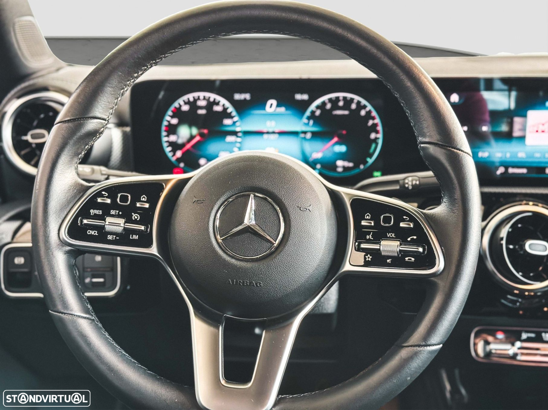 Mercedes-Benz CLA 250 e Shooting Brake 8G-DCT Progressive - 13