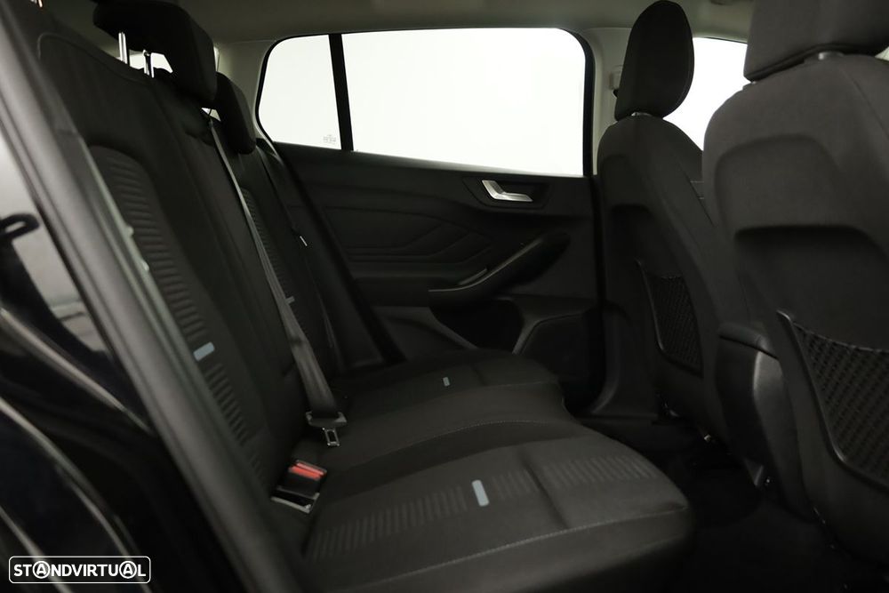 Ford Focus SW 1.0 EcoBoost MHEV Active X - 22