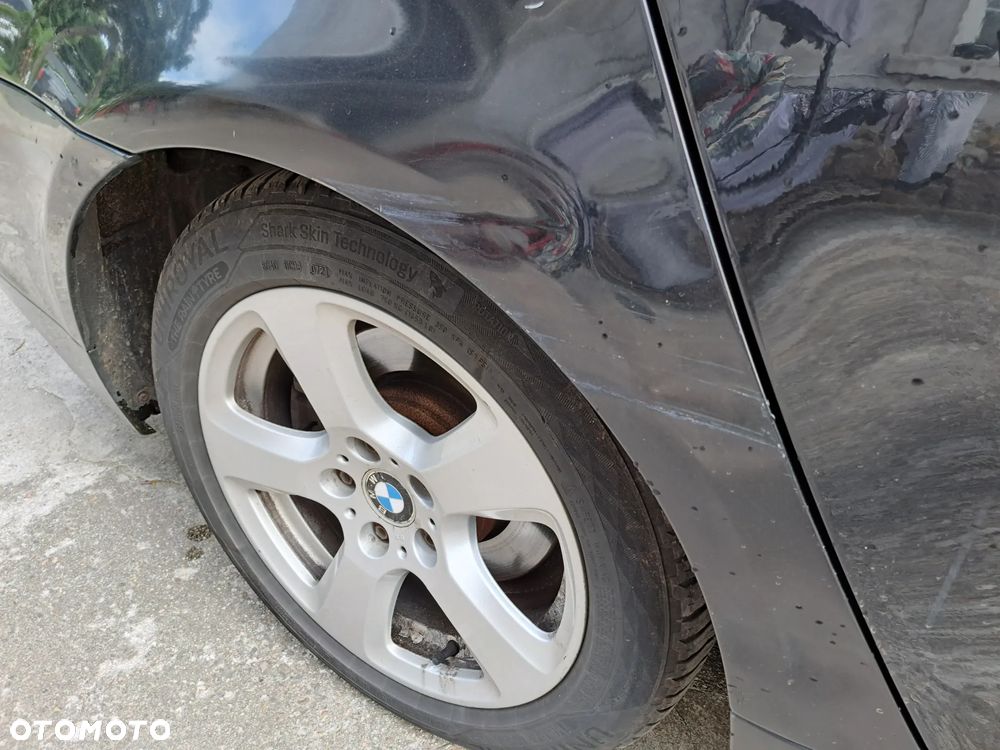 BMW Seria 5 525d Touring - 3