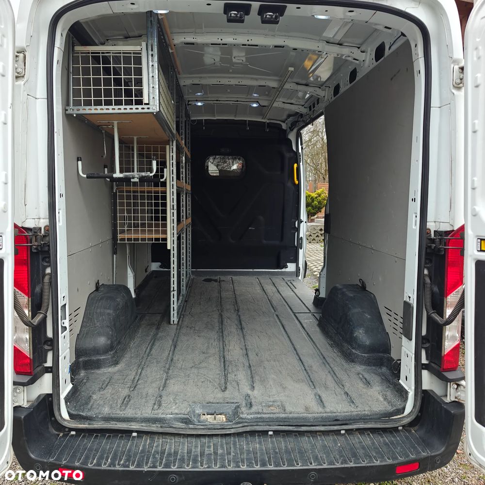 Ford Transit L3H2 - 32