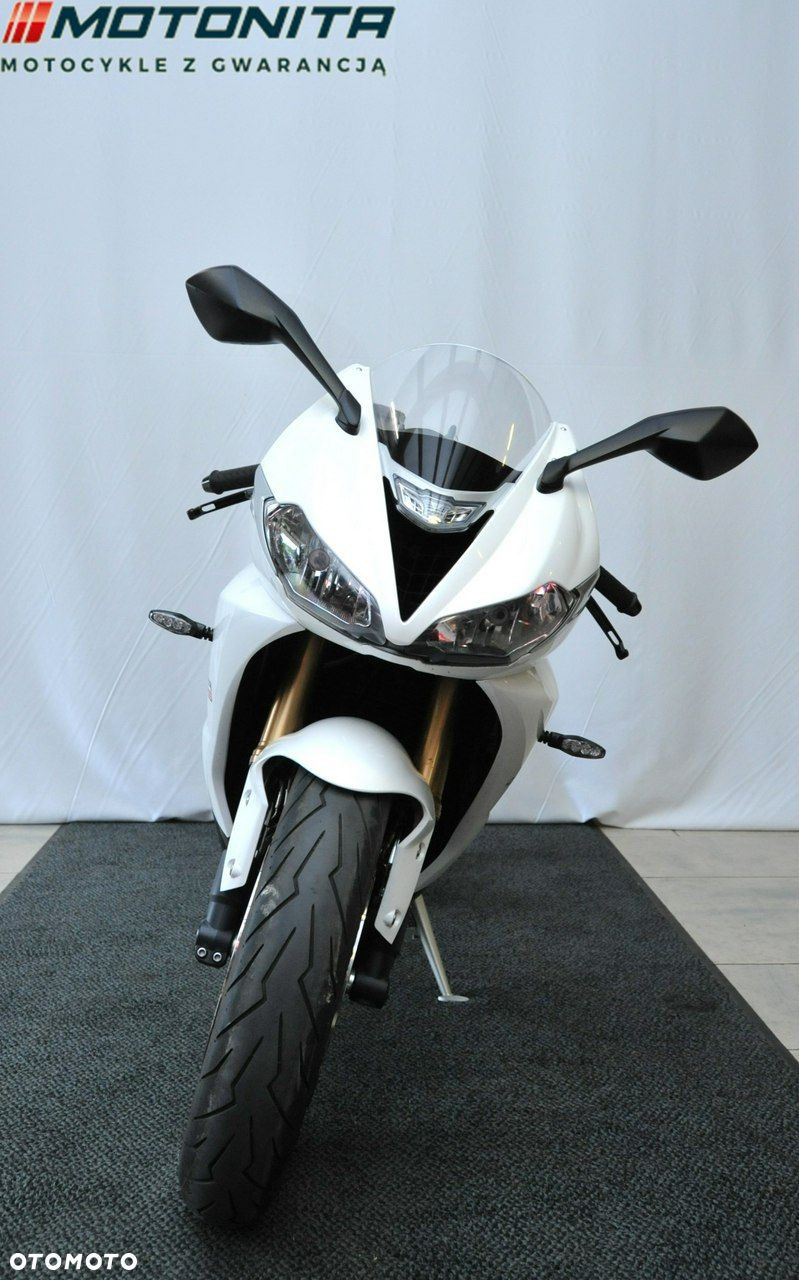 Triumph Daytona - 9