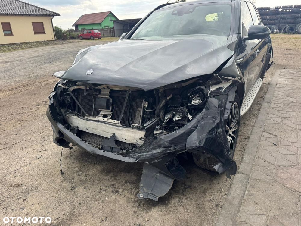 Mercedes-Benz GLC 250 d 4Matic 9G-TRONIC - 12