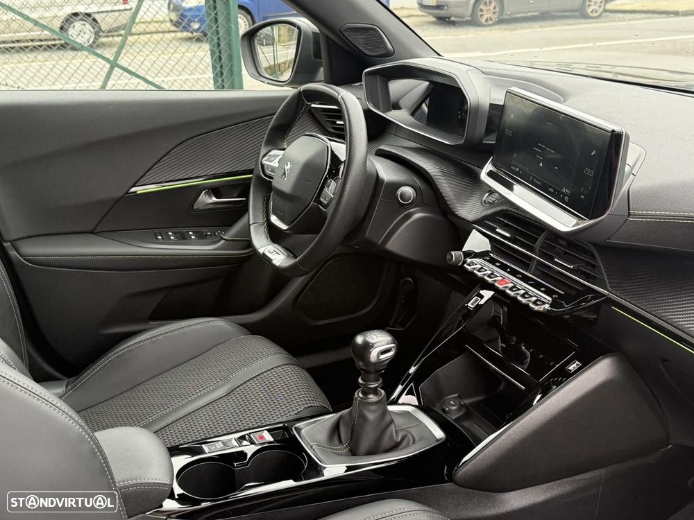 Peugeot 2008 1.2 PureTech GT - 40