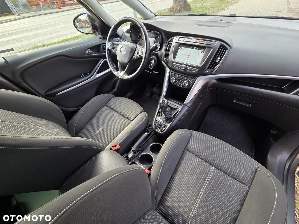 Opel Zafira 1.4 Turbo Business Edition - 10