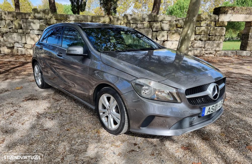 Mercedes-Benz A 180 d Fleet Pack Urban - 15