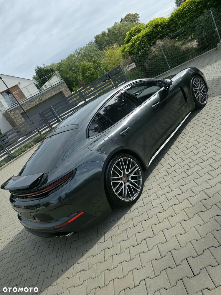 Porsche Panamera 4 E-Hybrid PHEV - 35