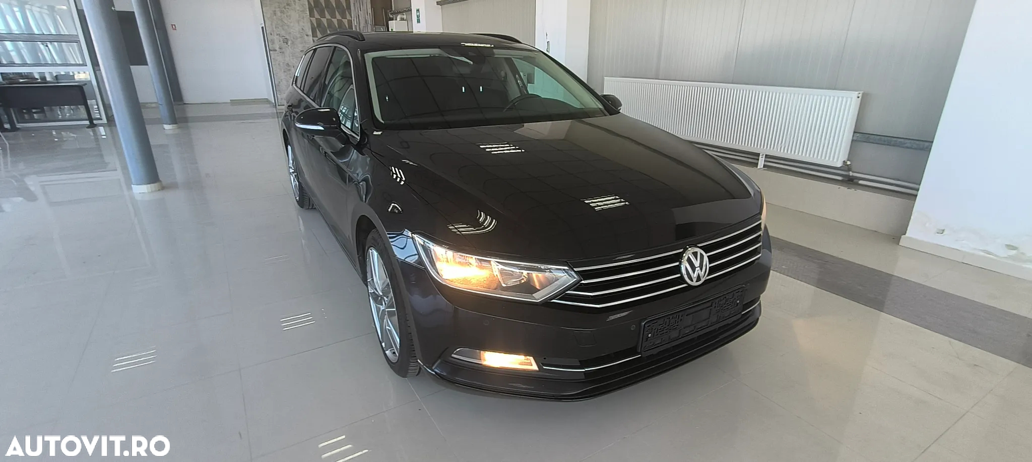Volkswagen Passat Variant 2.0 TDI DSG Highline - 2