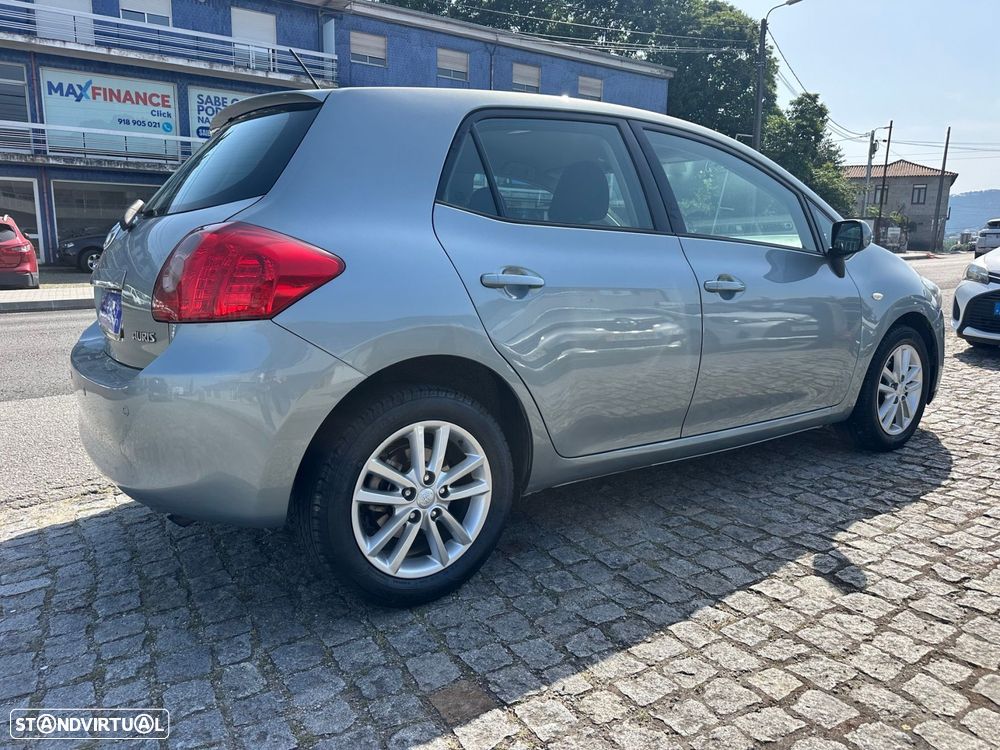 Toyota Auris 1.4 D-4D AC - 3