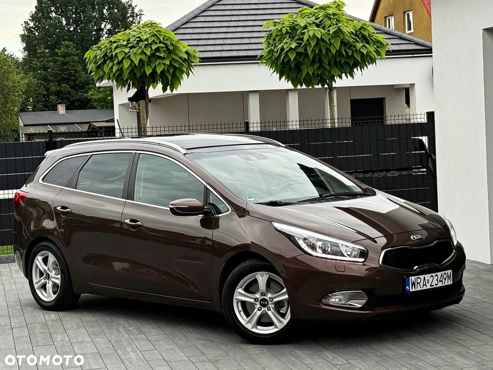 Kia Ceed 1.6 GDI Platinum Edition - 11