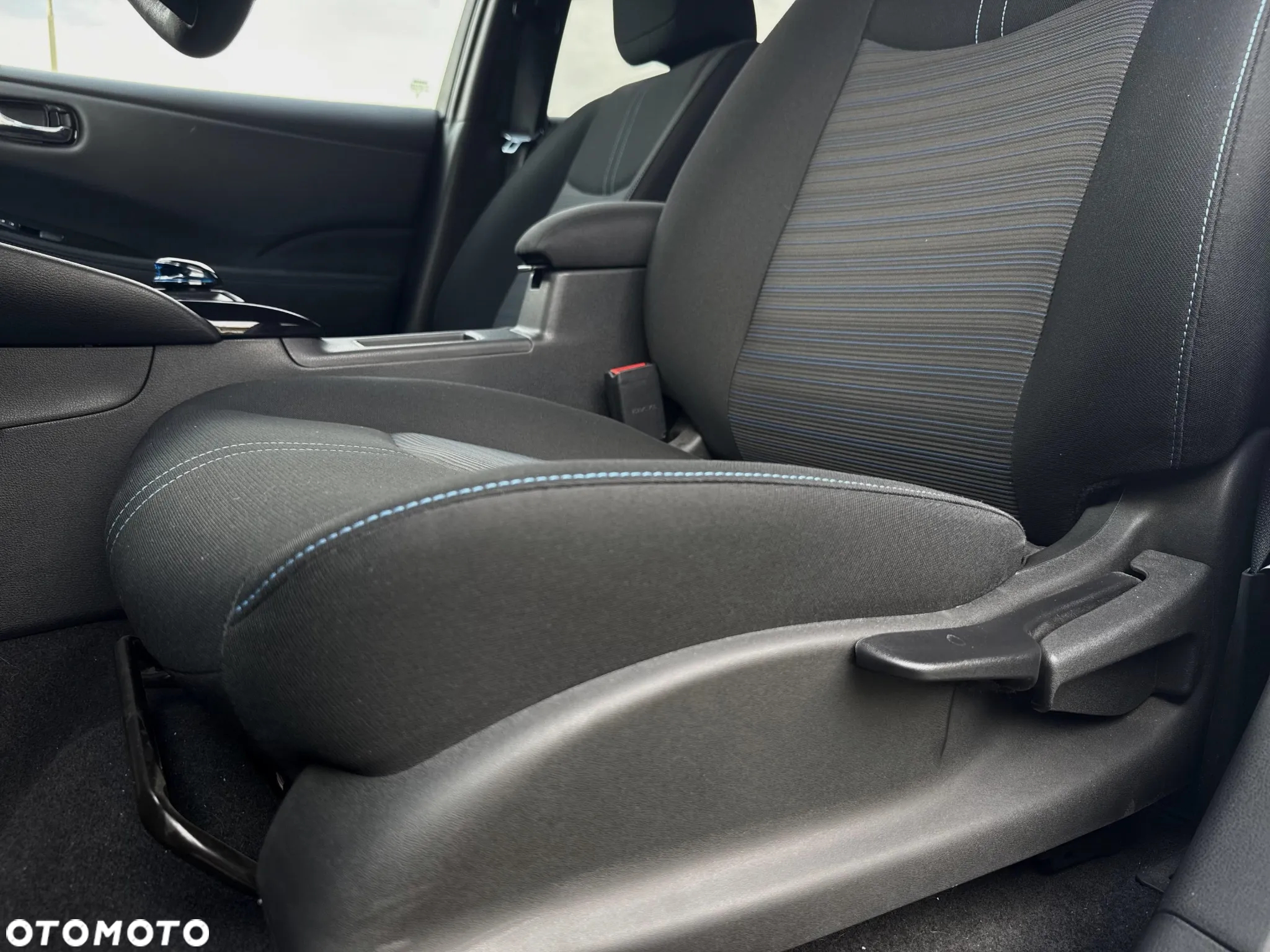 Nissan Leaf 40kWh N-Connecta - 13
