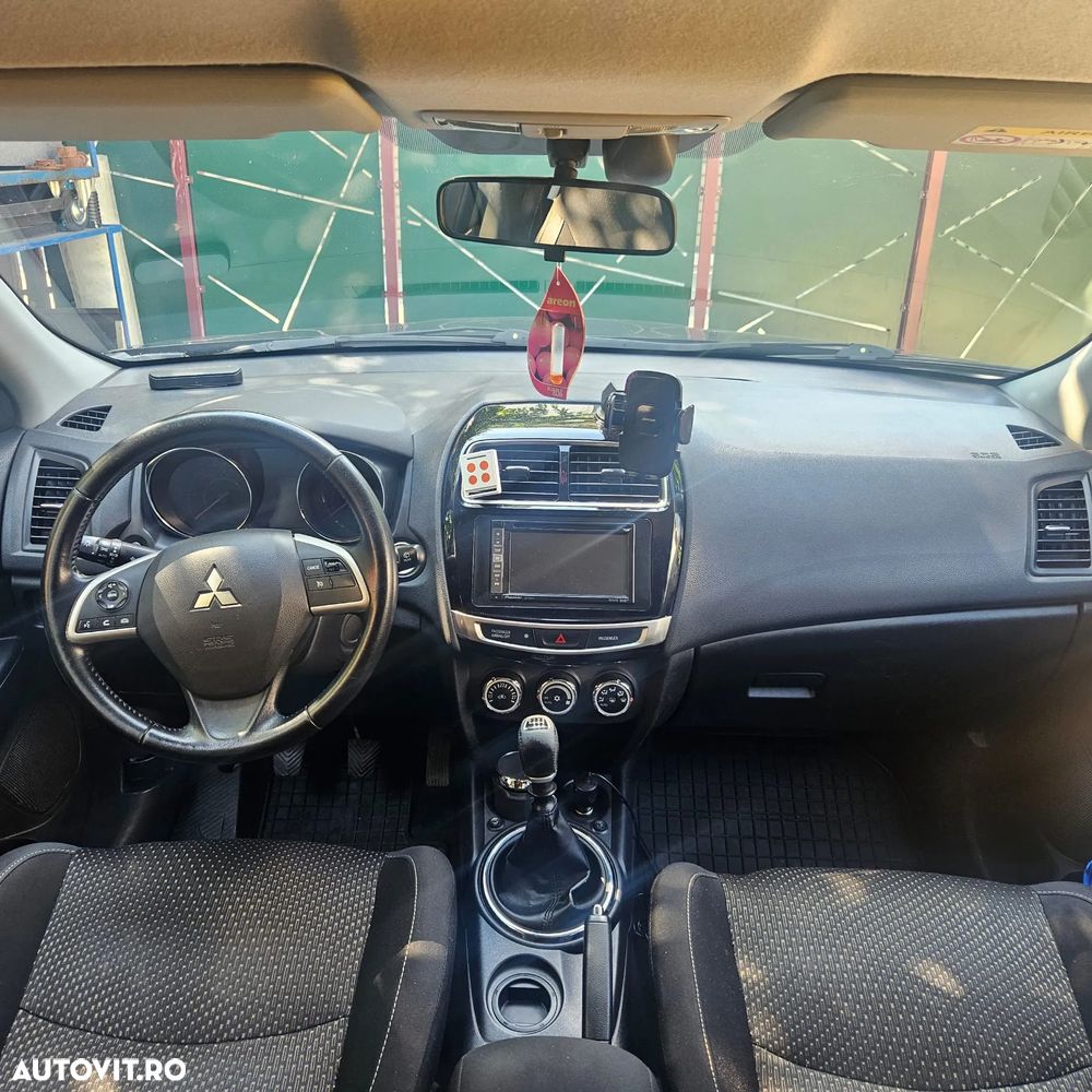 Mitsubishi ASX - 4