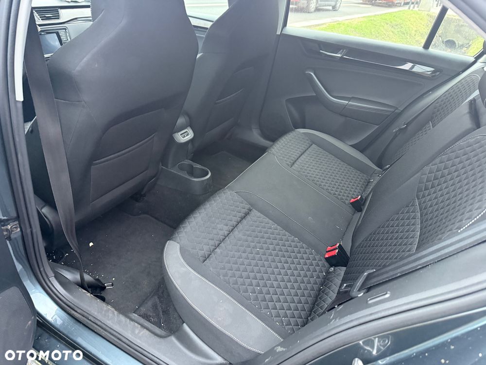 Skoda RAPID 1.0 TSI Ambition - 12